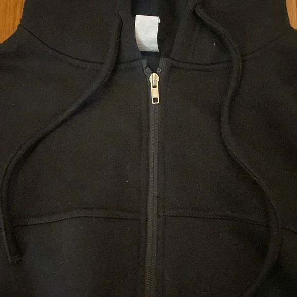 NWT Onzie Women’s Black Cropped Zip Up Hoodie Size M/L - Picture 4 of 10